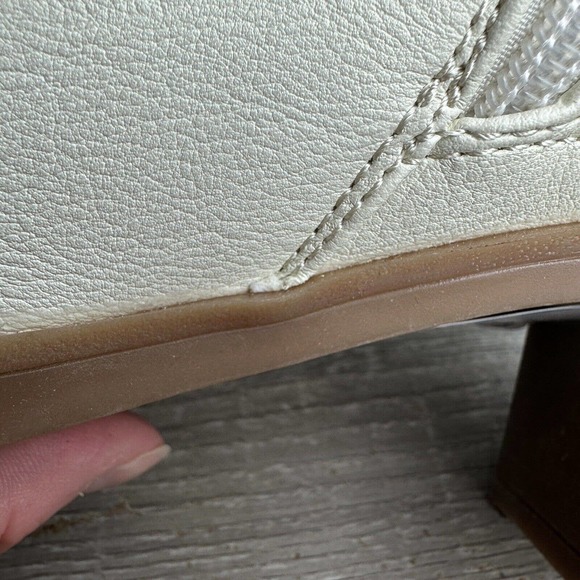 Baretraps COVINA Women's Sz 9.5M High Heel Embroidered Boots Tan and Cream - Picture 5 of 13